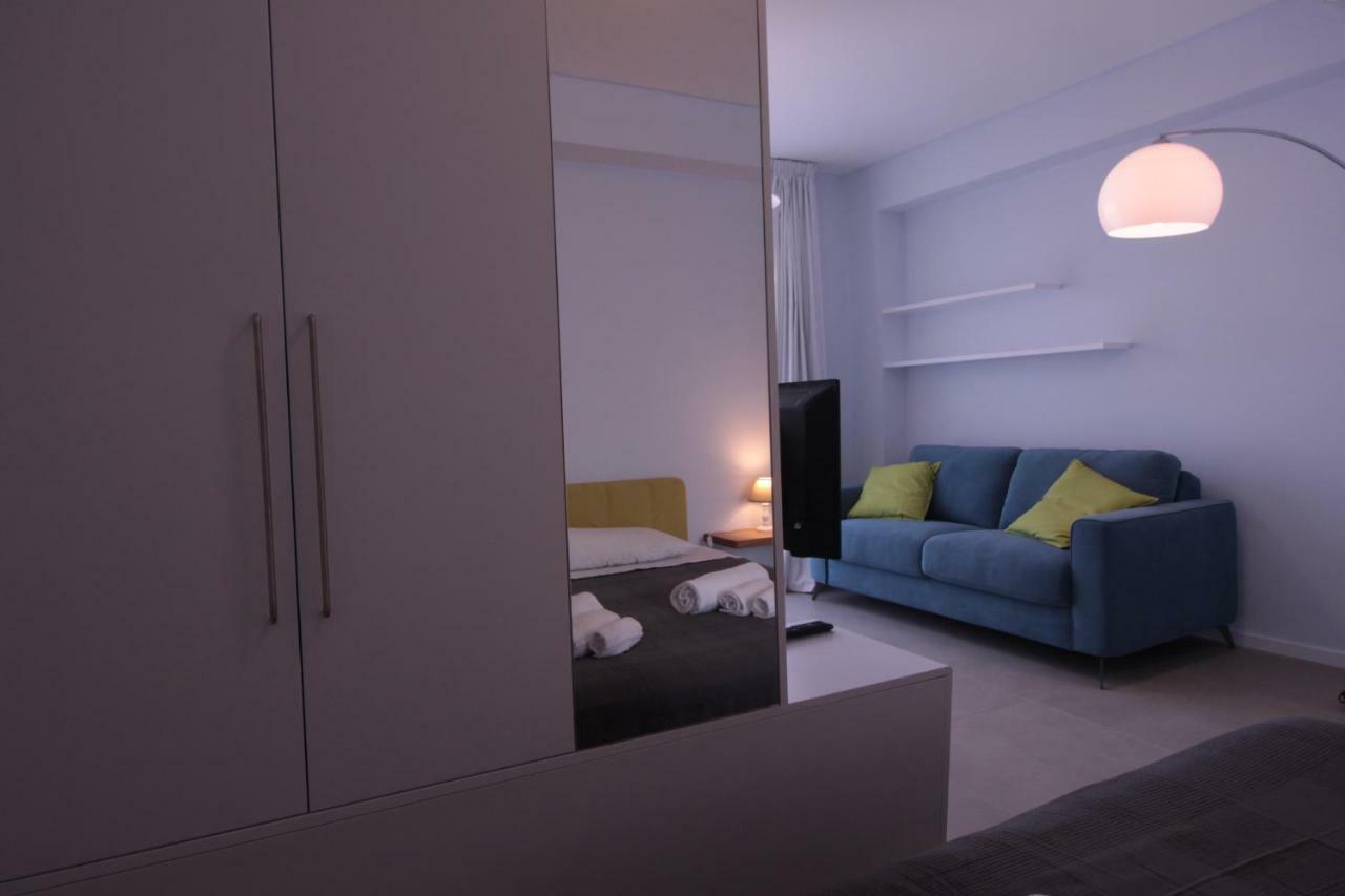 The Sea Rooms Letojanni Exterior photo