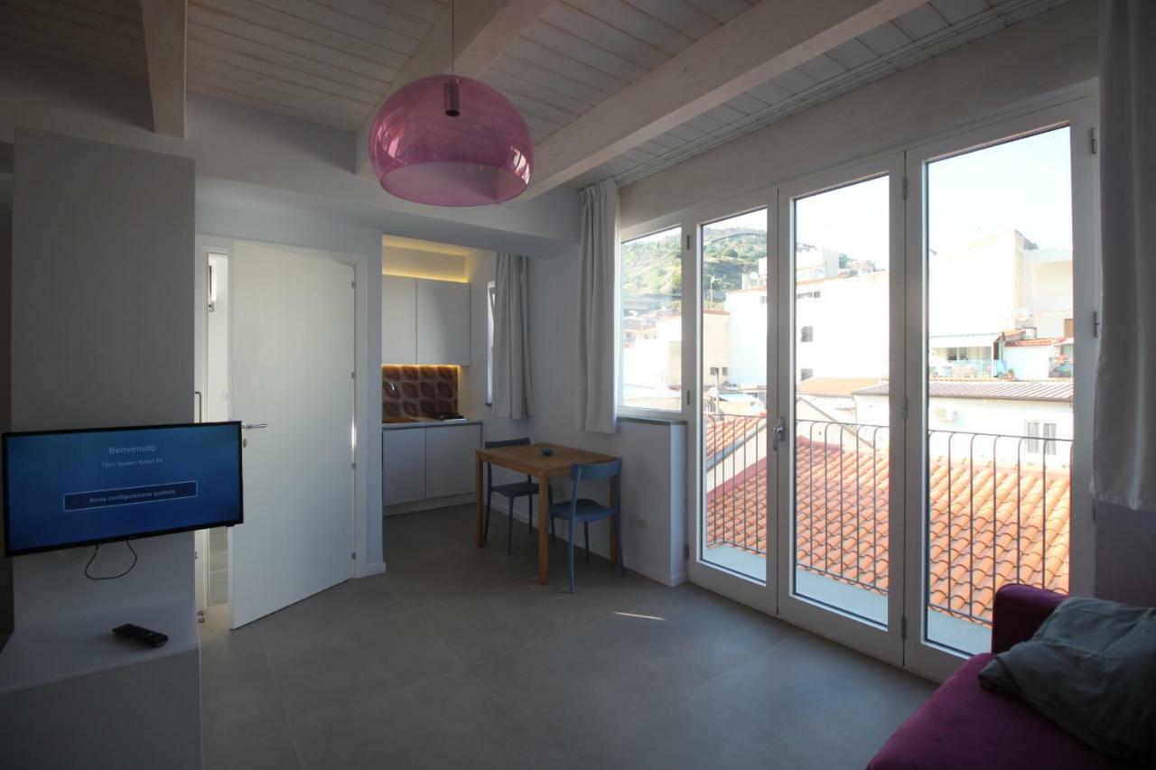 The Sea Rooms Letojanni Exterior photo