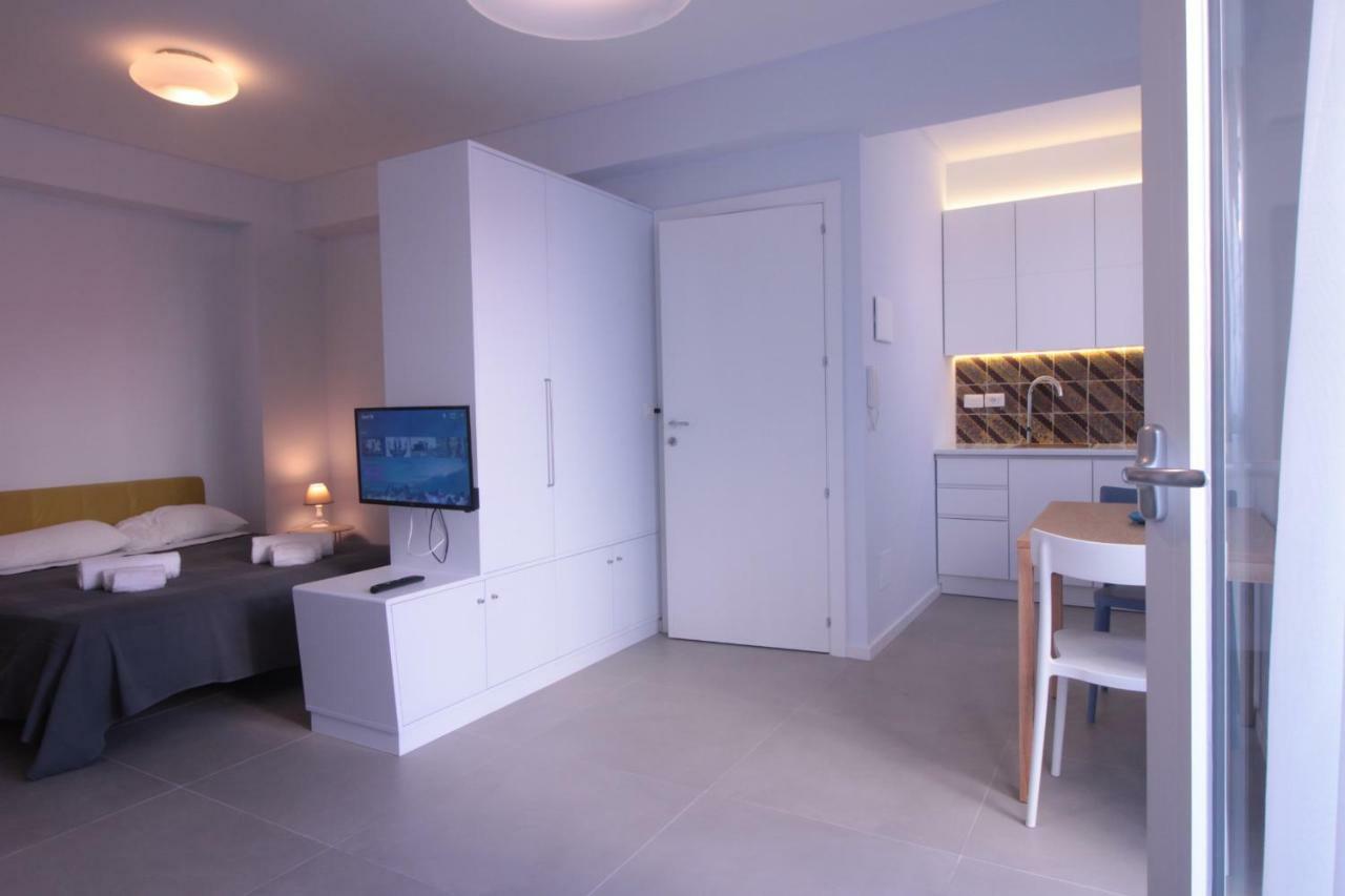 The Sea Rooms Letojanni Exterior photo