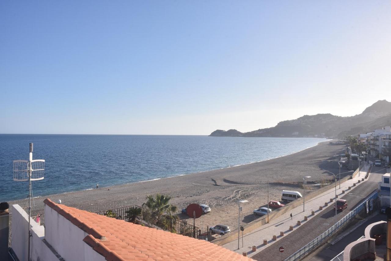 The Sea Rooms Letojanni Exterior photo